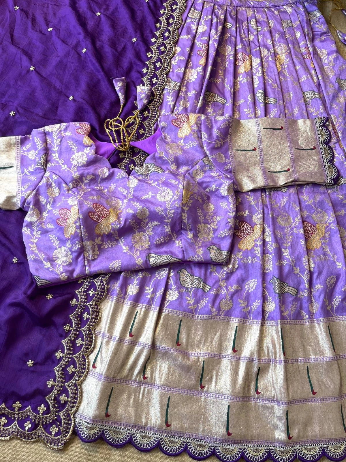 EVERGREEN MUNIYA PAITHANI LEHENGHA