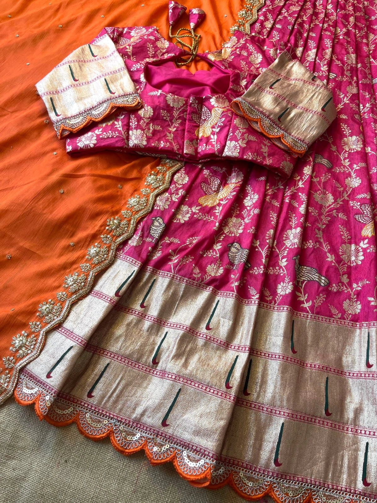 EVERGREEN MUNIYA PAITHANI LEHENGHA