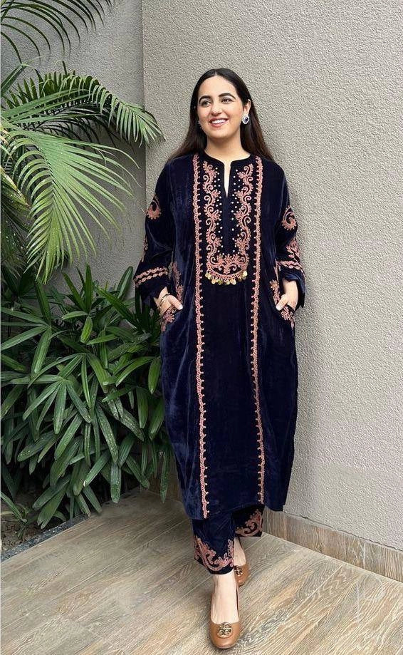 NEW WINTER VELVET READYMADE PARTY WEAR COLLECTION WHOLESALE RATE SURAT