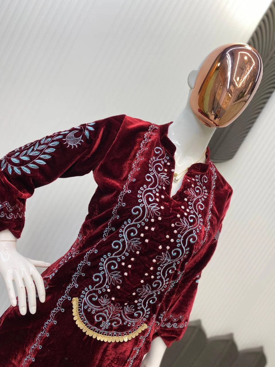 NEW WINTER VELVET READYMADE PARTY WEAR COLLECTION WHOLESALE RATE SURAT