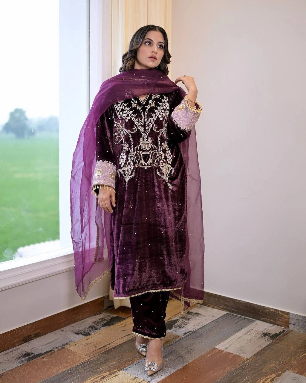VELVET PARTY WEAR RAEADYMADE COLLECTION AT WHOLESALE PRICE SUARAT
