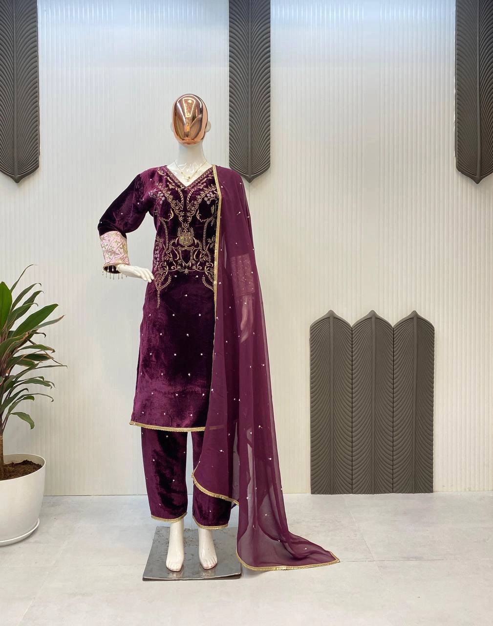 VELVET PARTY WEAR RAEADYMADE COLLECTION AT WHOLESALE PRICE SUARAT