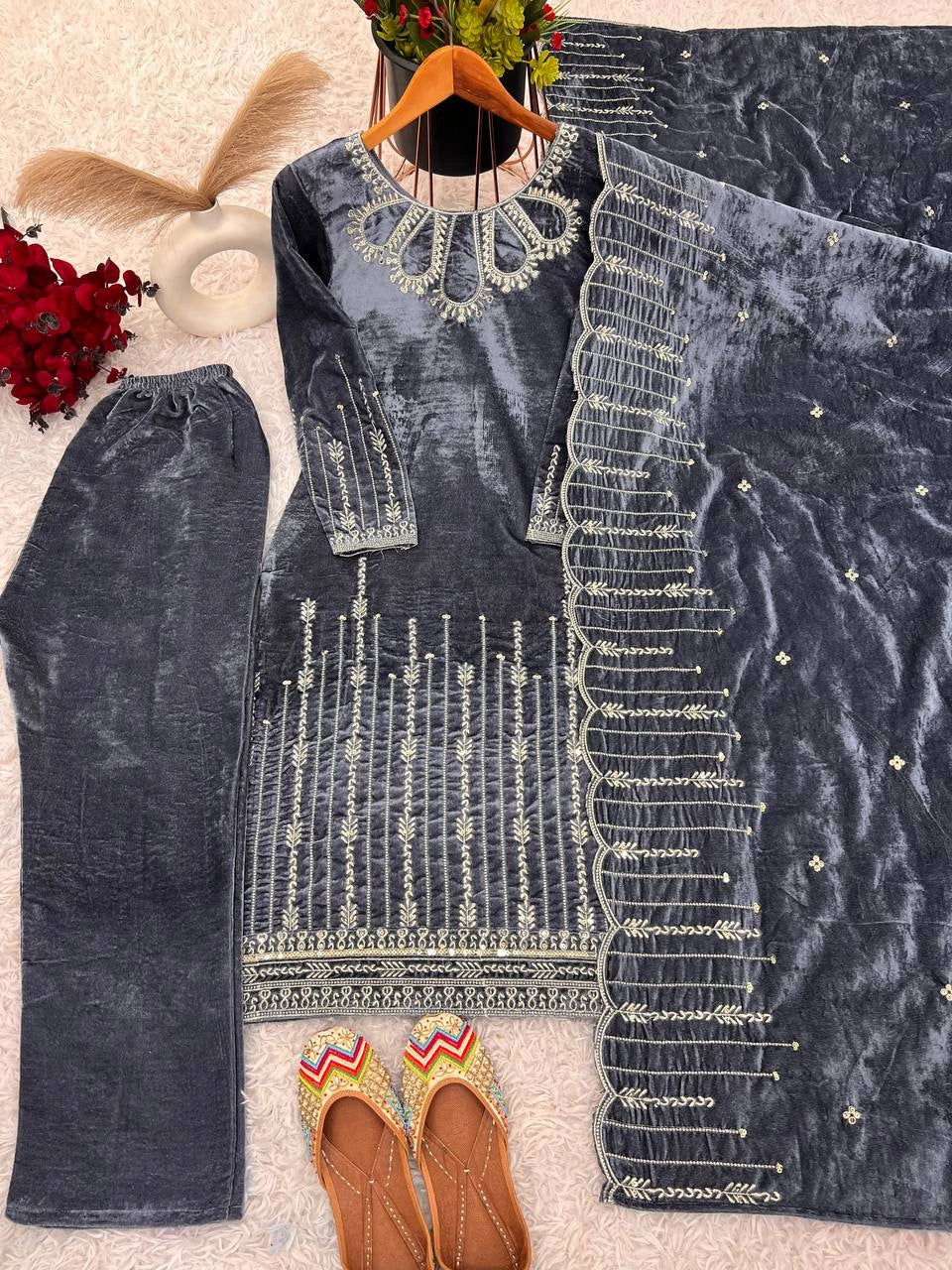 VELVET READYMADE PARTYWEAR WINTER COLLECTION SHALWAR SUIT WHOLESALE
