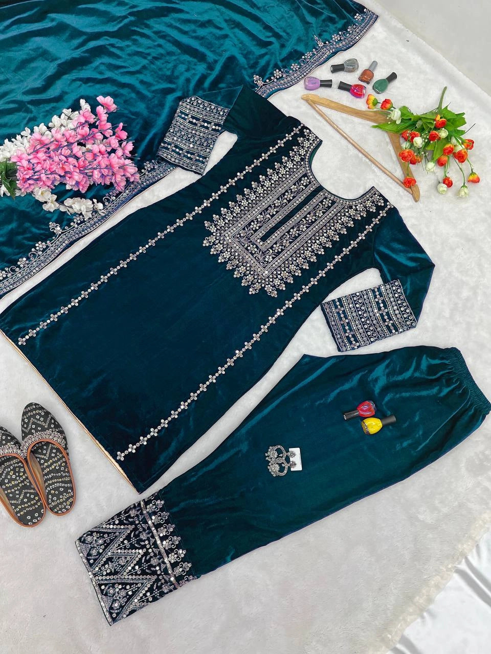 VELVET PARTY WEAR NEW COLLECTION WHOLESALE RATE AT GEELAN FASHION SURAT