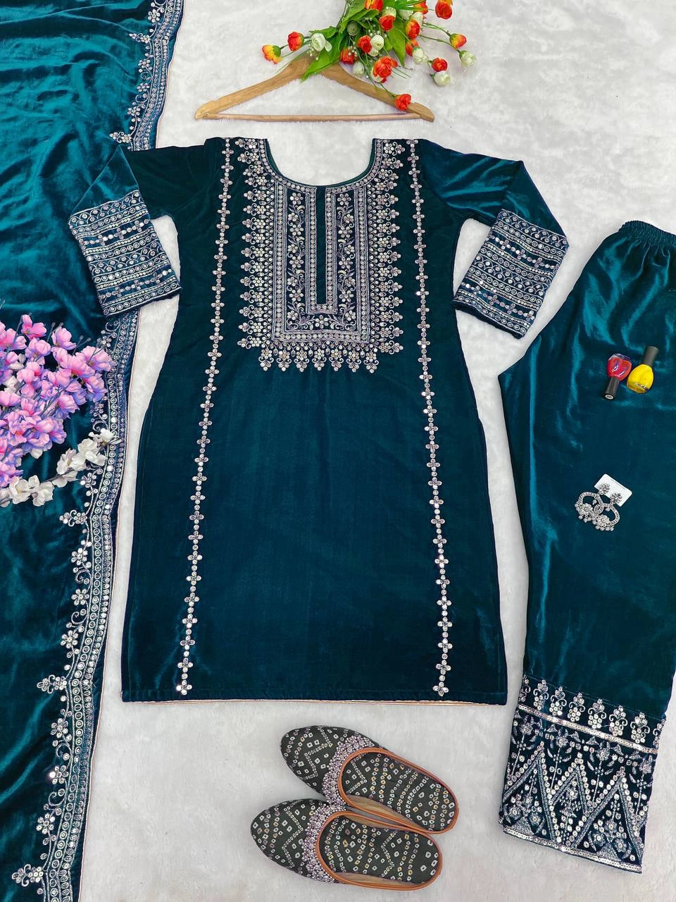 VELVET PARTY WEAR NEW COLLECTION WHOLESALE RATE AT GEELAN FASHION SURAT