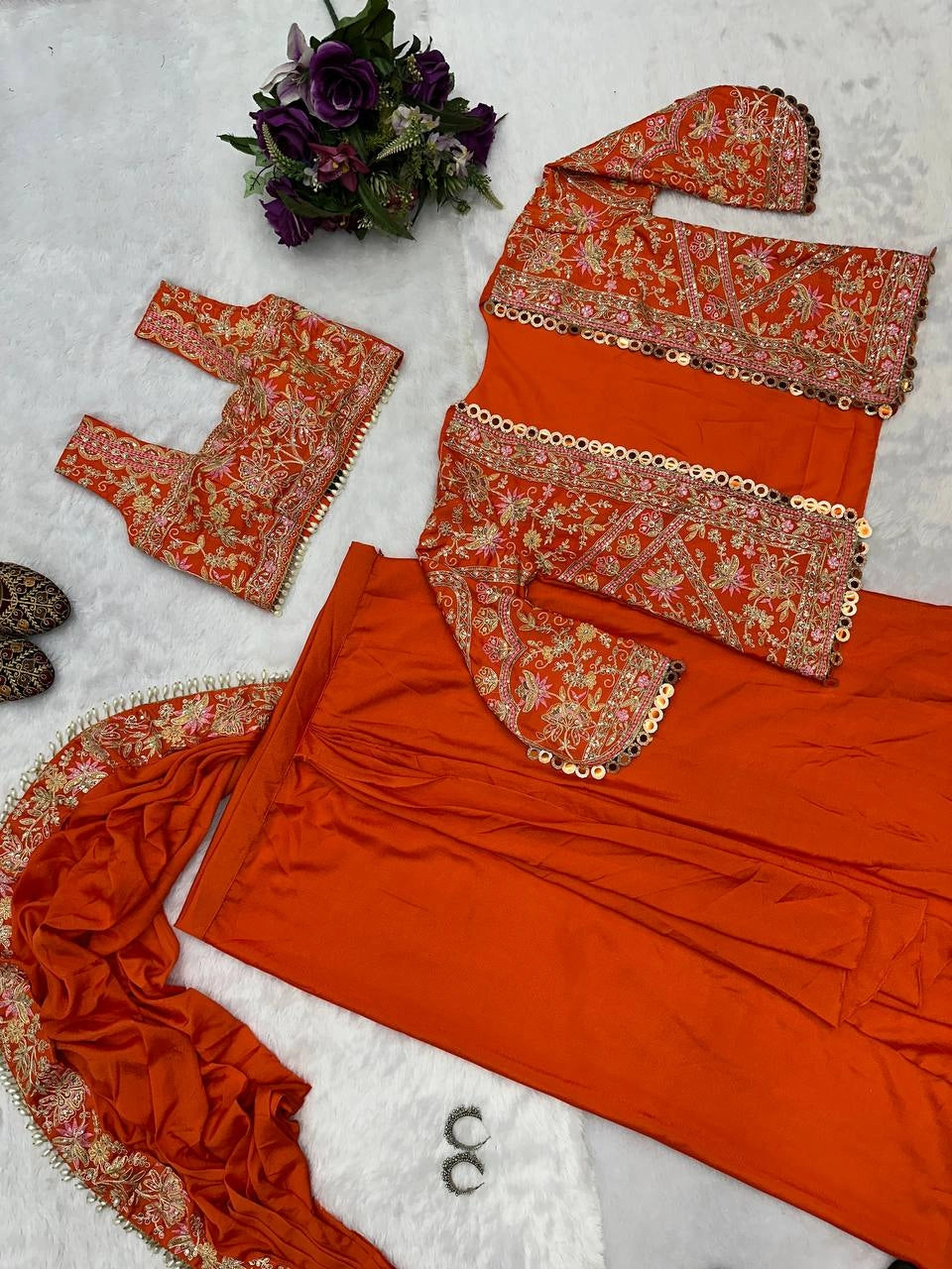 READY MADE PARTY WEAR SAREE COLLECTION WHOLESALE RATE AT GEELAN FASHION SURAT