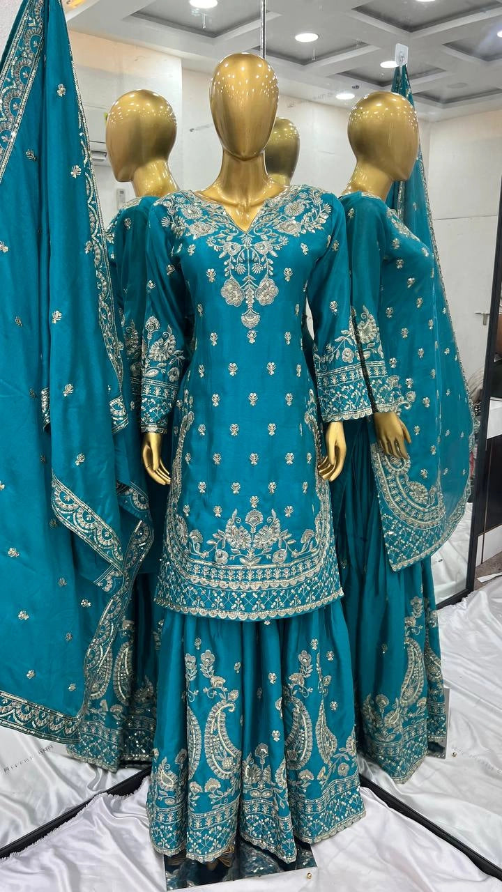 PAKISTANI READYMADE SUITS ONLINE WHOLESALE RATE AT GEELAN FASHION SURAT