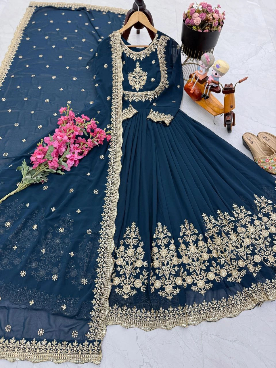 INDIAN ETHNIC WEAR GOWNS | PAKISTANI GOWNS | LATEST GOWNS
