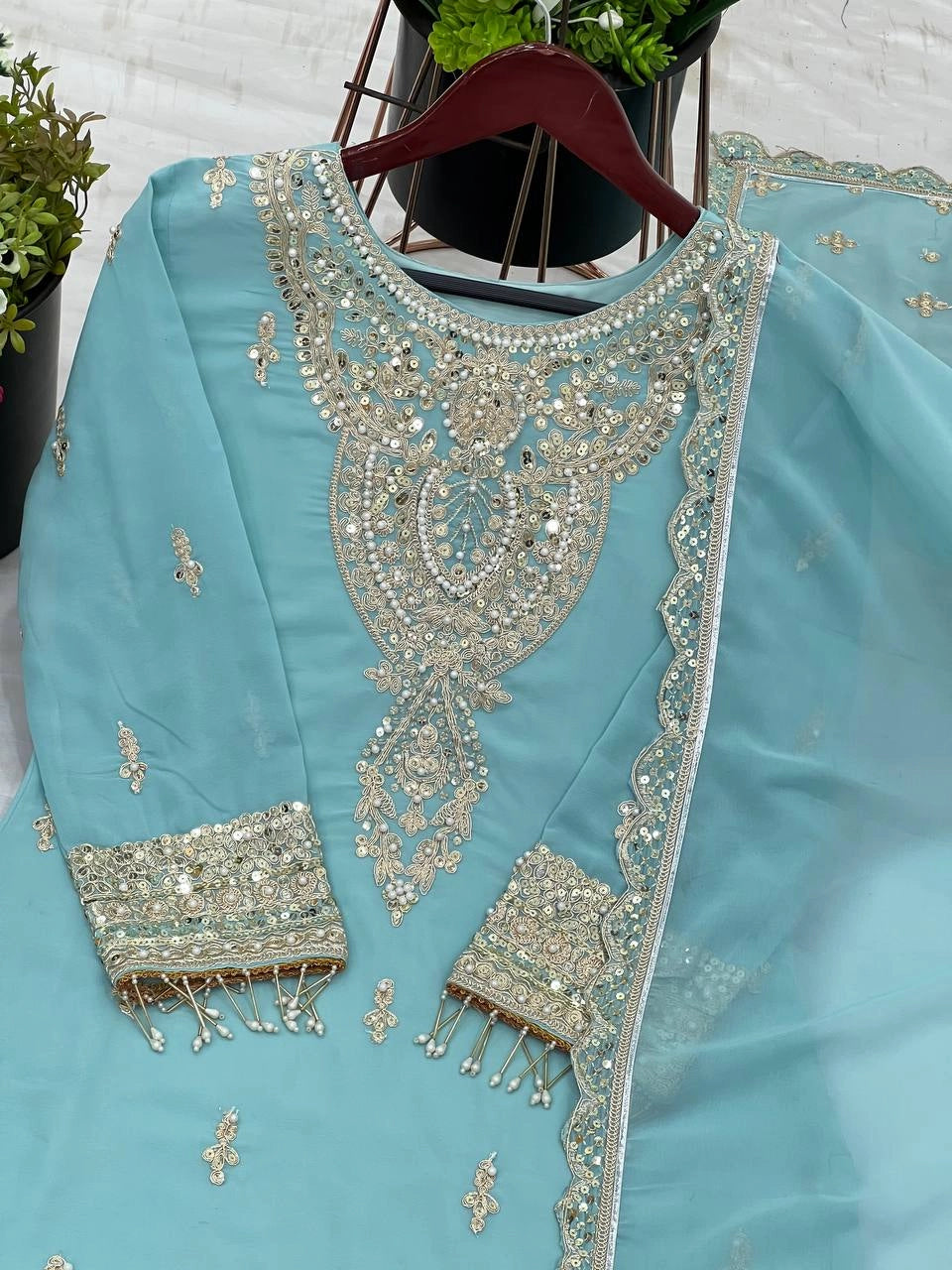 PAKISTANI DESIGNER SUITS WHOLESALE RATE AT GEELAN FASHION SURAT