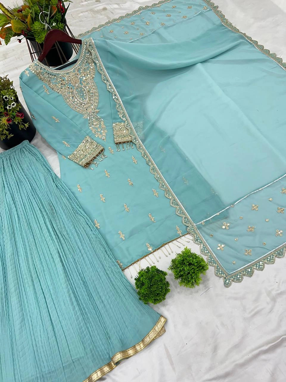 PAKISTANI DESIGNER SUITS WHOLESALE RATE AT GEELAN FASHION SURAT