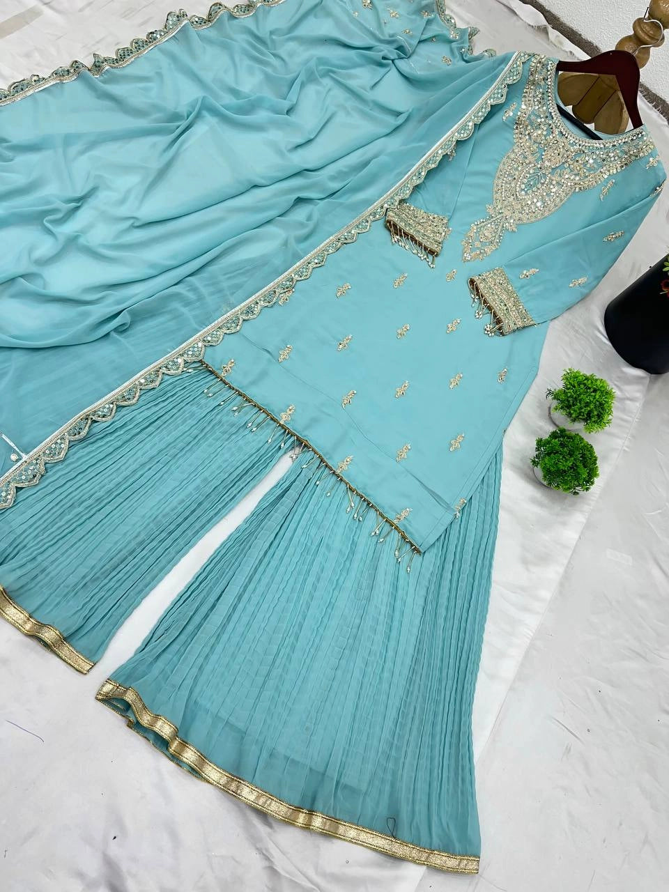 PAKISTANI DESIGNER SUITS WHOLESALE RATE AT GEELAN FASHION SURAT