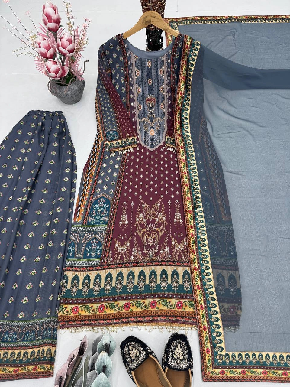 NEW DESIGNER HEAVY FUAX GEORGETTE DIGITAL PRINT HAND WORK SALWAR SUIT