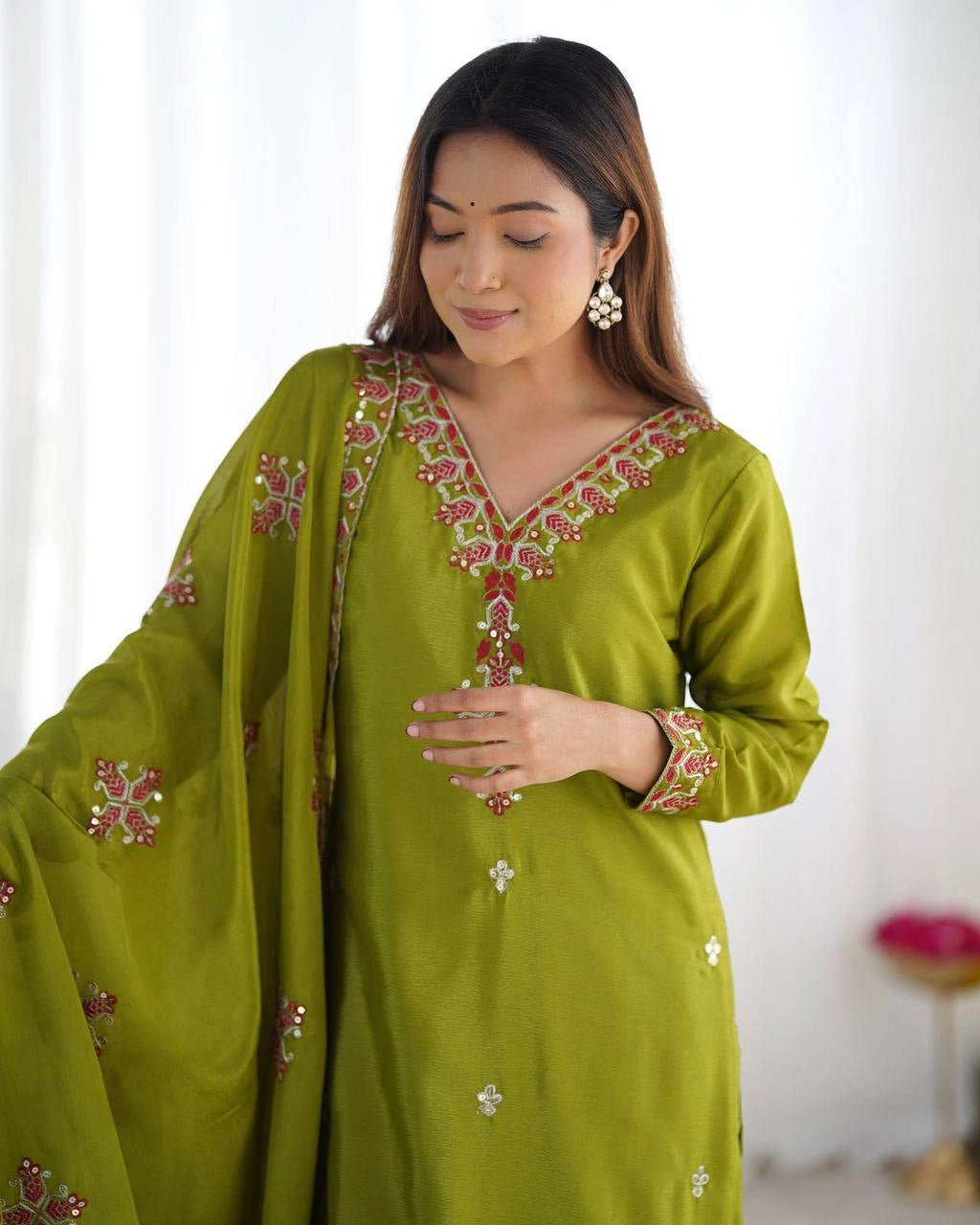 PAKISTANI SHALWAR SUITS WHOLESALE RATE AT GEELAN FASHION SURAT