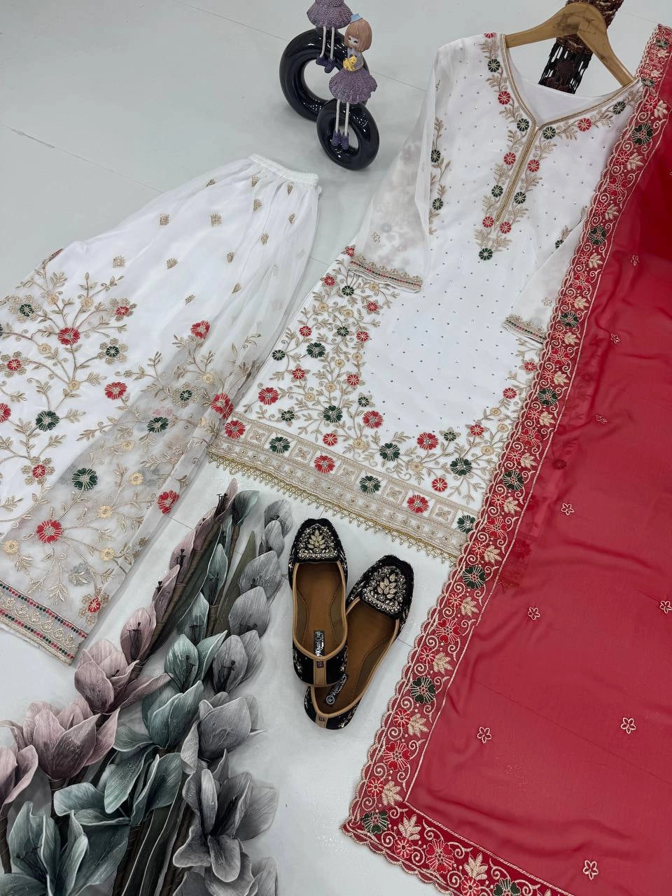 PAKISTANI DESIGNER SUITS WHOLESALE RATE AT GEELAN FASHION SURAT