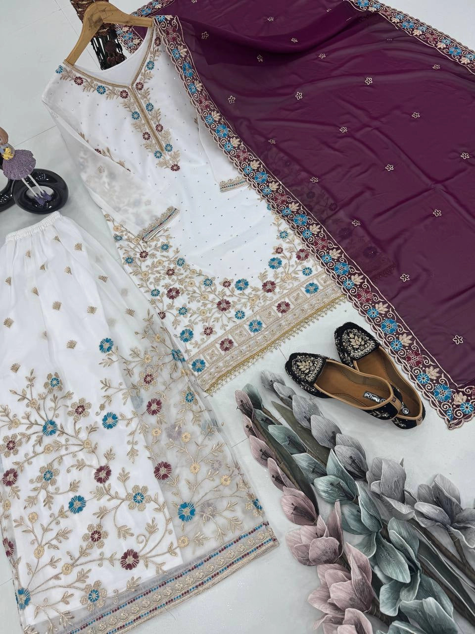 PAKISTANI DESIGNER SUITS WHOLESALE RATE AT GEELAN FASHION SURAT