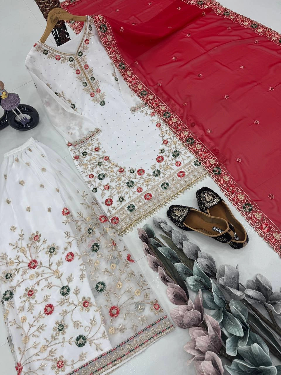 PAKISTANI DESIGNER SUITS WHOLESALE RATE AT GEELAN FASHION SURAT