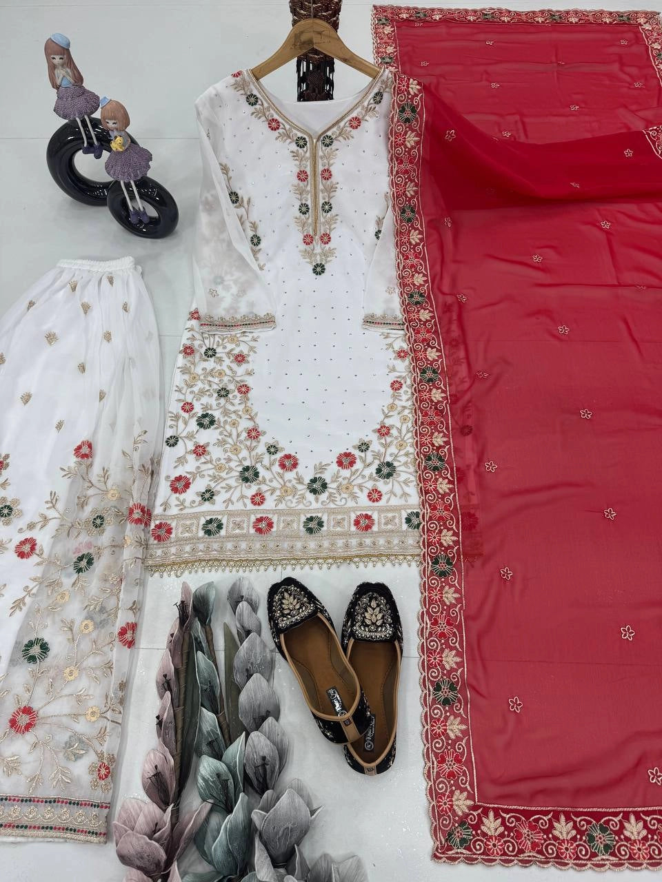 PAKISTANI DESIGNER SUITS WHOLESALE RATE AT GEELAN FASHION SURAT