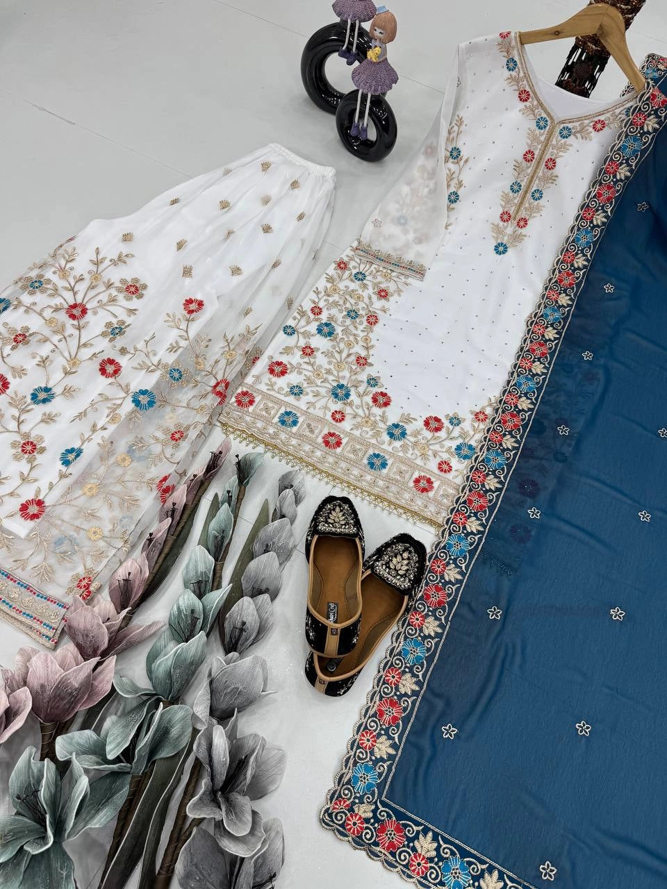 PAKISTANI DESIGNER SUITS WHOLESALE RATE AT GEELAN FASHION SURAT