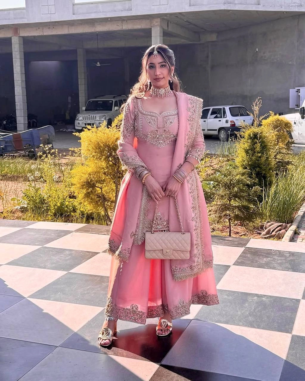 PAKISTANI SUITS ONLINE WHOLESALE RATE AT GEELAN FASHION SURAT