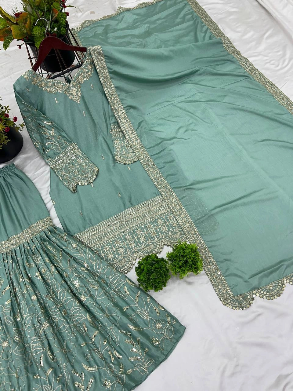 PAKISTANI SALWAR KAMEEZ WHOLESALE RATE AT GEELAN FASHION SURAT