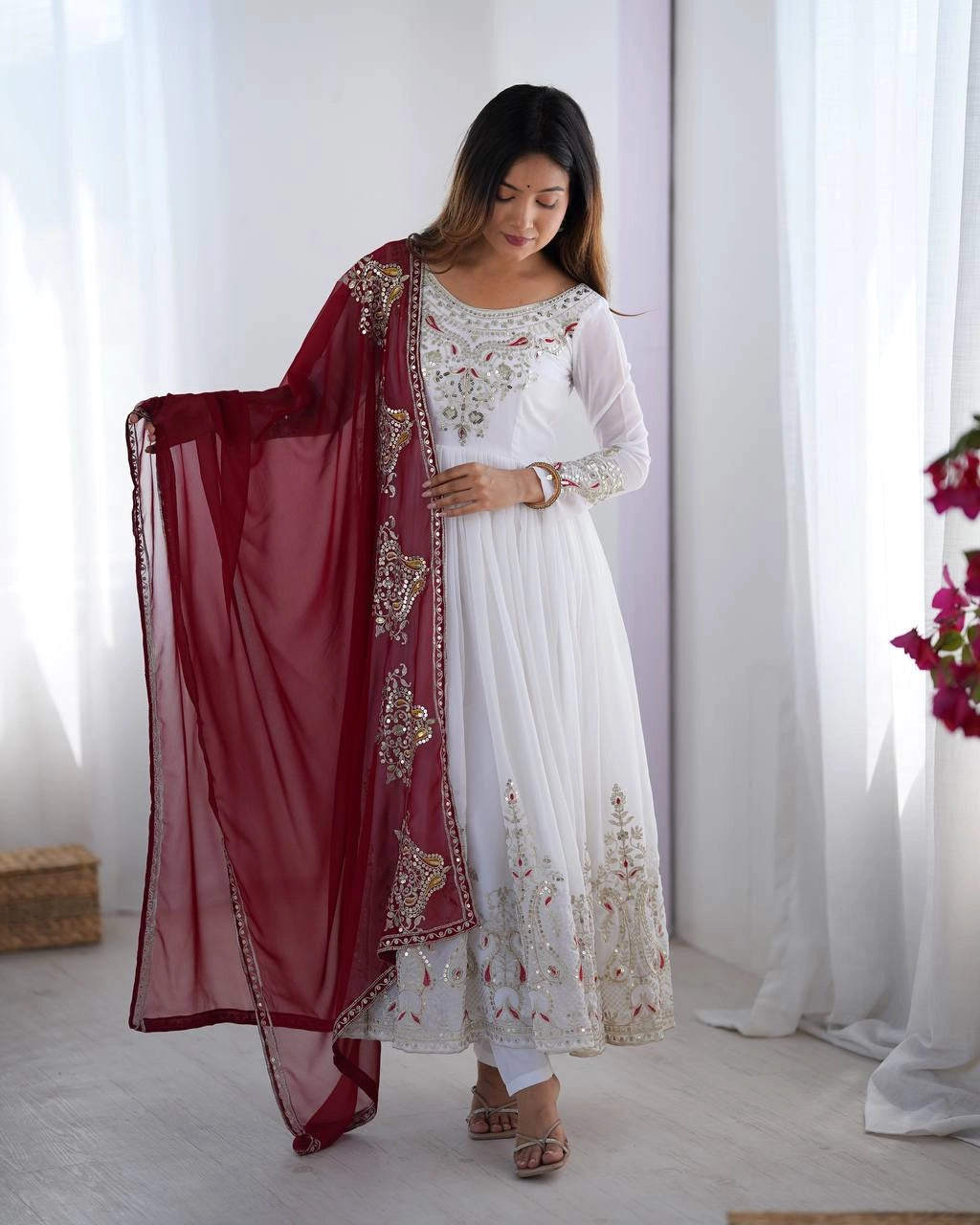 PARTY WEAR PAKISTANI SUITS