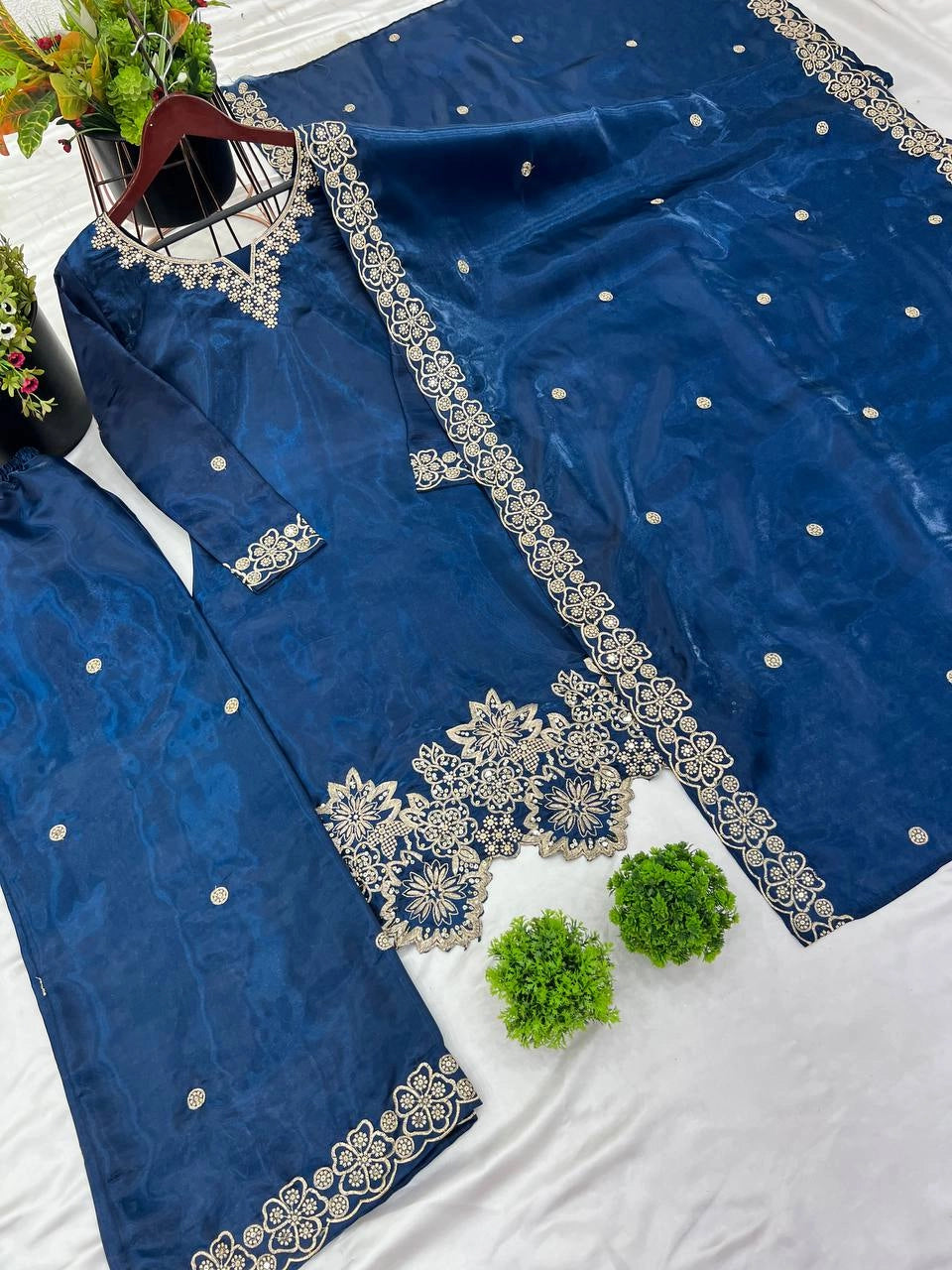 PAKISTANI DESIGNER SUITS WHOLESALE DEALER SURAT GEELAN FASHION