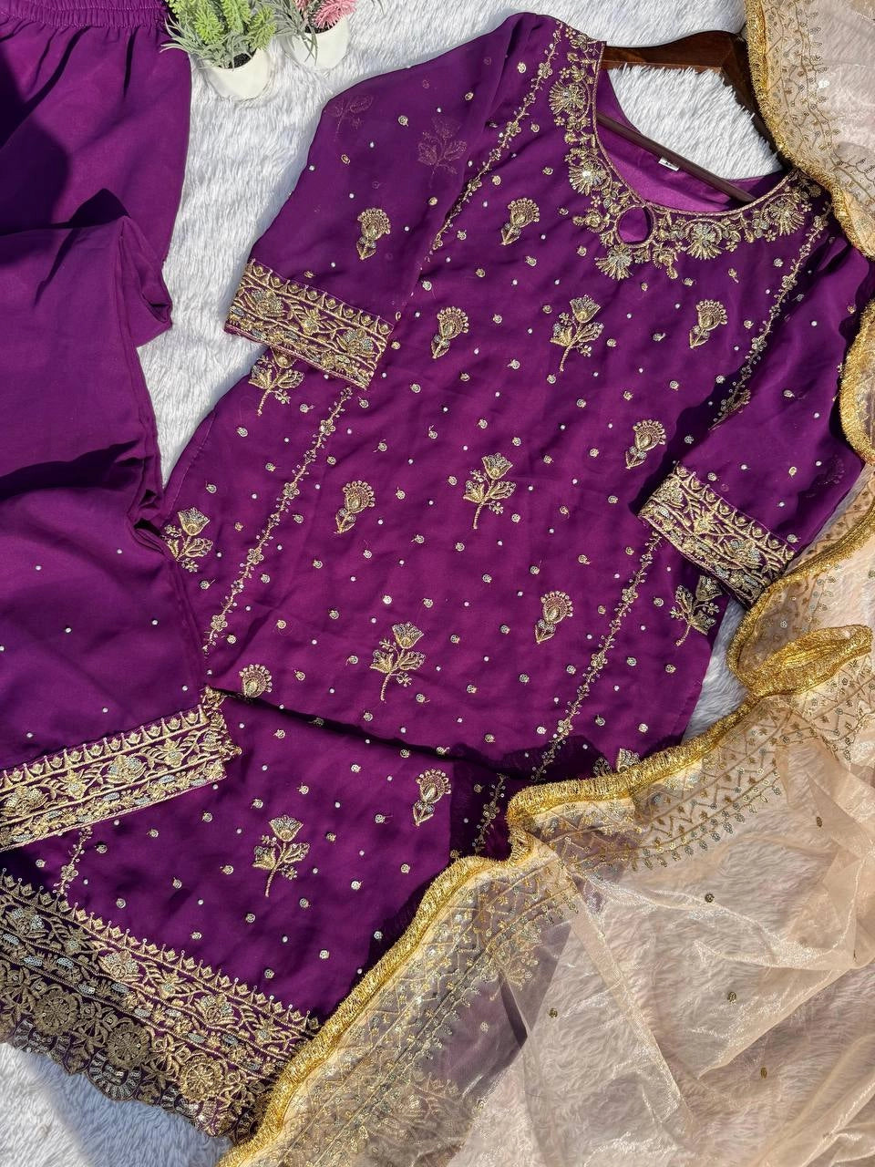 PAKISTANI DESIGNER SUITS WHOLESALE