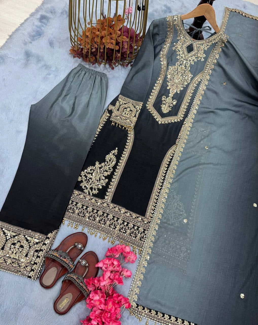 EMBROIDERED PAKISTANI SUITS