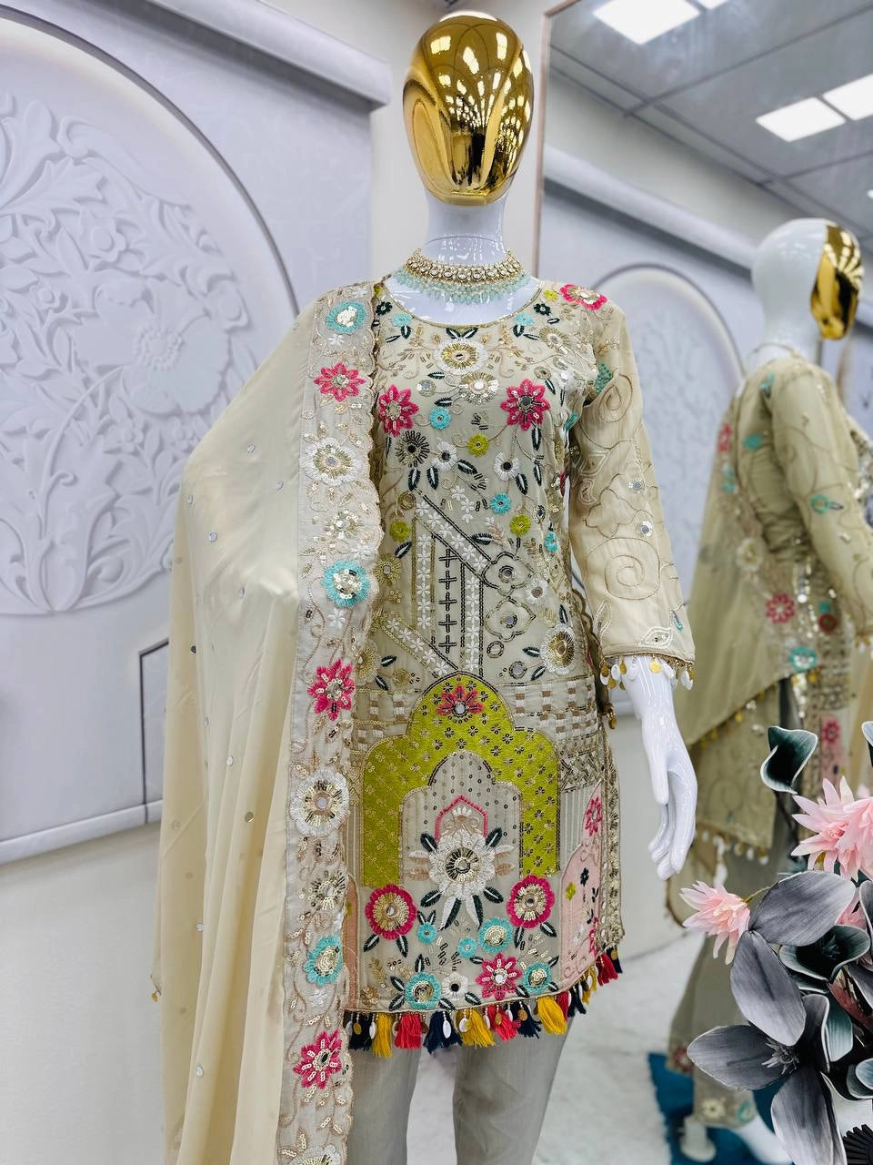 EMBROIDERED PAKISTANI SUITS WHOLESALE RATE AT GEELAN FASHION SURAT