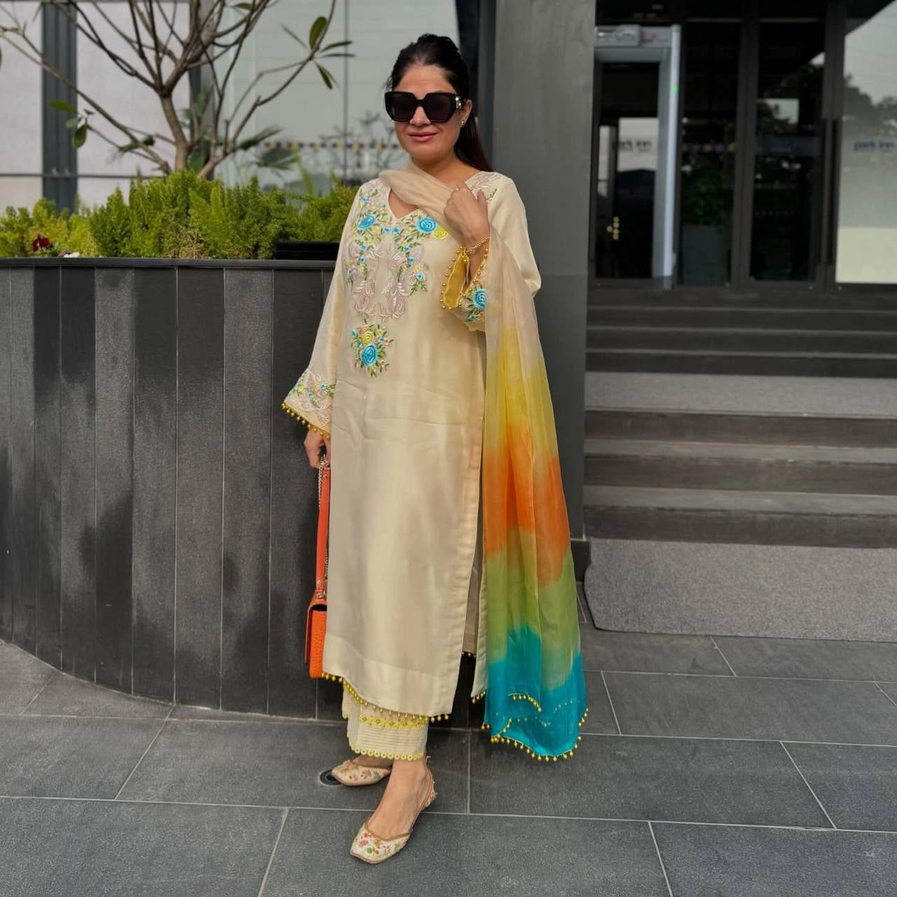 PAKISTANI SUITS MOST VIRAL COLLECTION