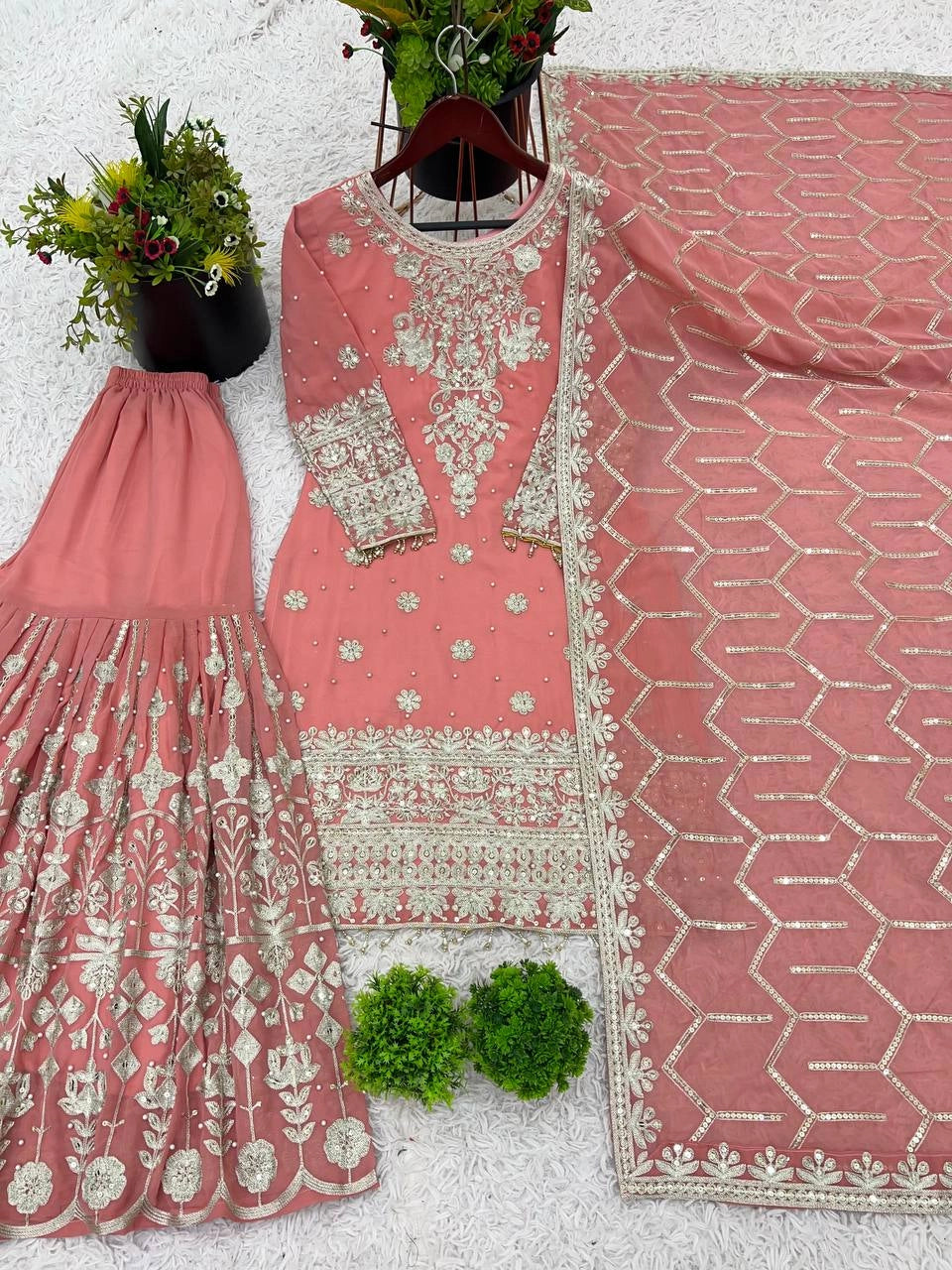 PAKISTANI GHARARA COLLECTION WHOLESALE RATE AT GEELAN FASHION SURAT