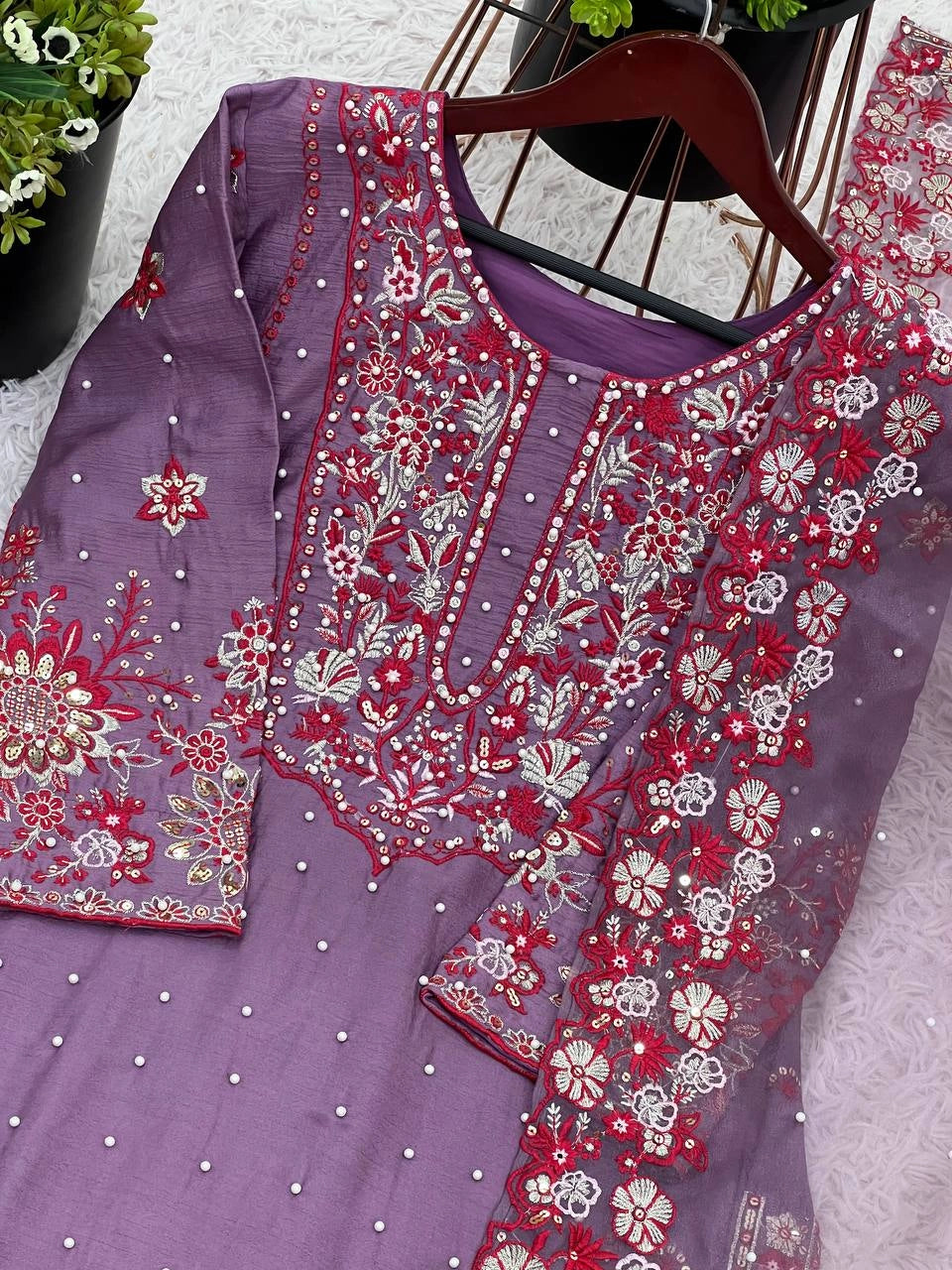NEW PAKISTANI SHALWAR SUIT COLLECTION WHOLESALE PRICE AT GEELAN FASHION SURAT