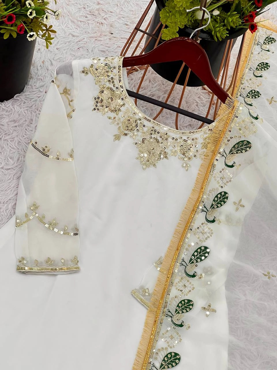 GHARARA SUITS WHOLESALE RATE AT GEELAN FASHION SURAT