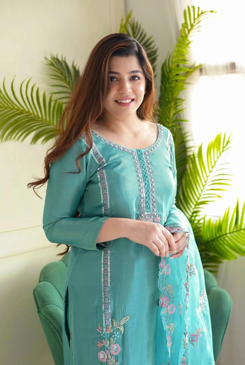 PARTY WEAR PAKISTANI SUITS | PAKISTANI SALWAR KAMEEZ