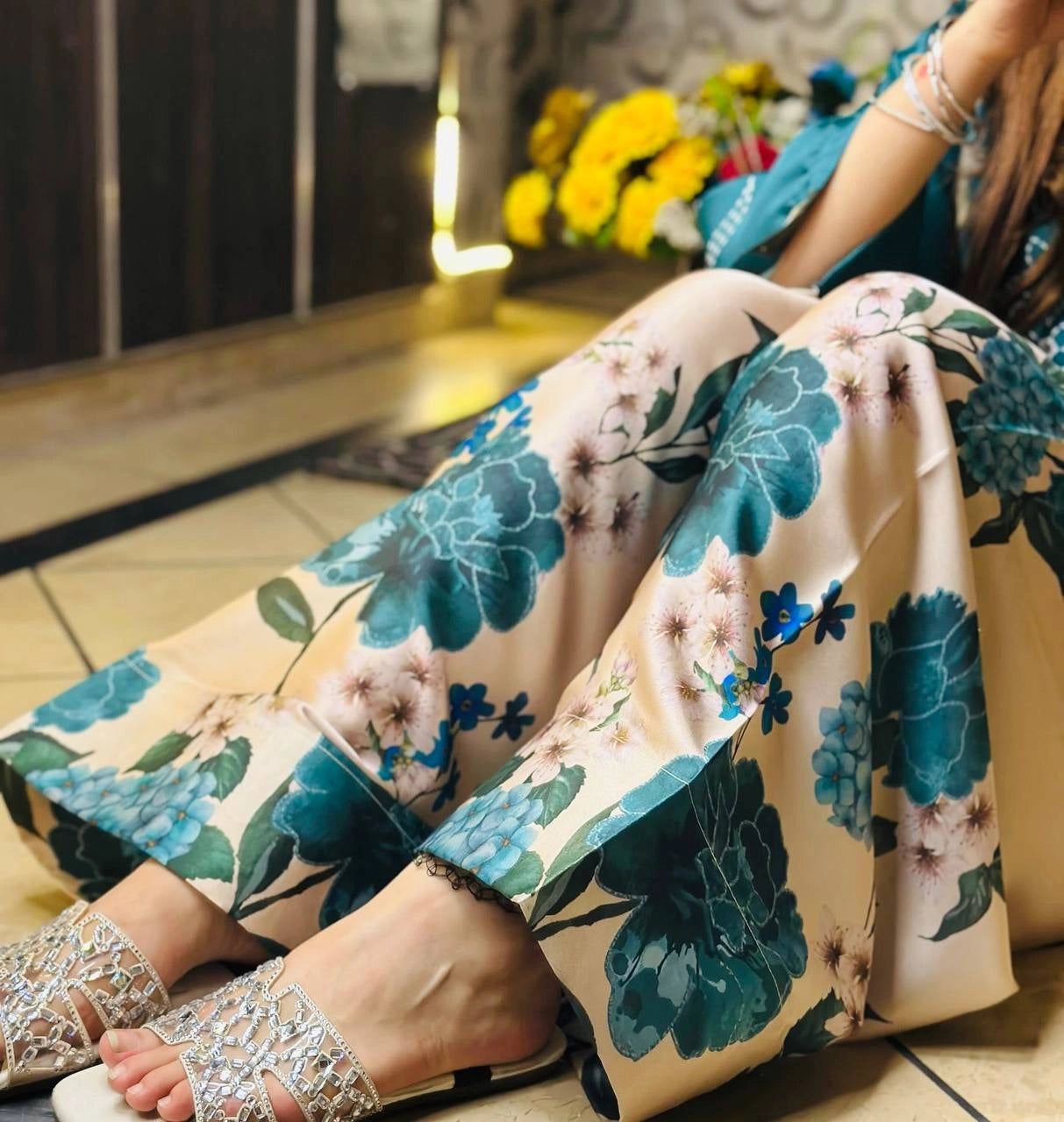 PAKISTANI DIGITAL PRINT SHALWAR SUITS WHOLESALE PRICE AT GEELAN FASHION SURAT