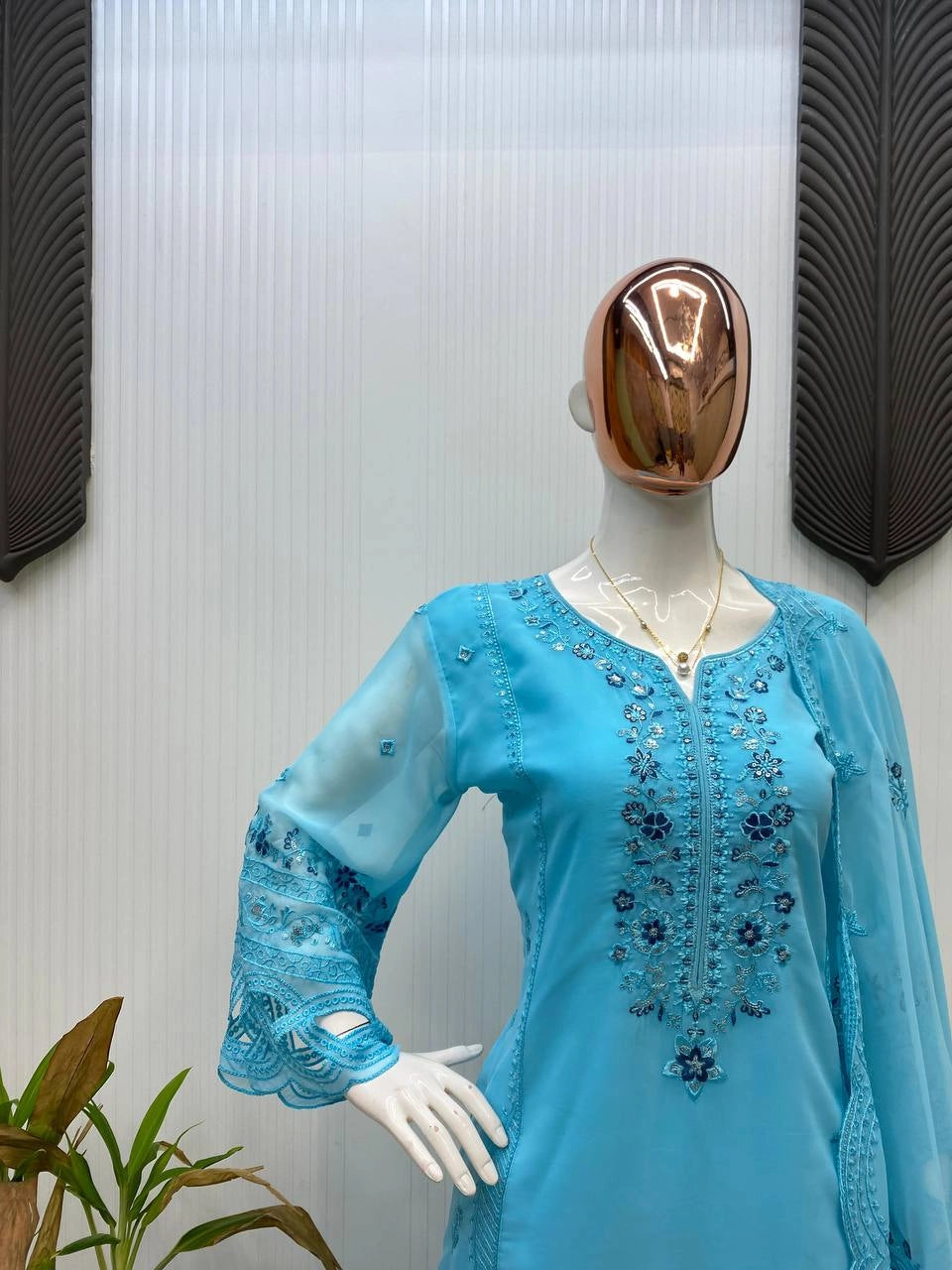 LUXURY PRET PAKISTANI SUITS WHOLESALE PRICE AT GEELAN FASHION SURAT