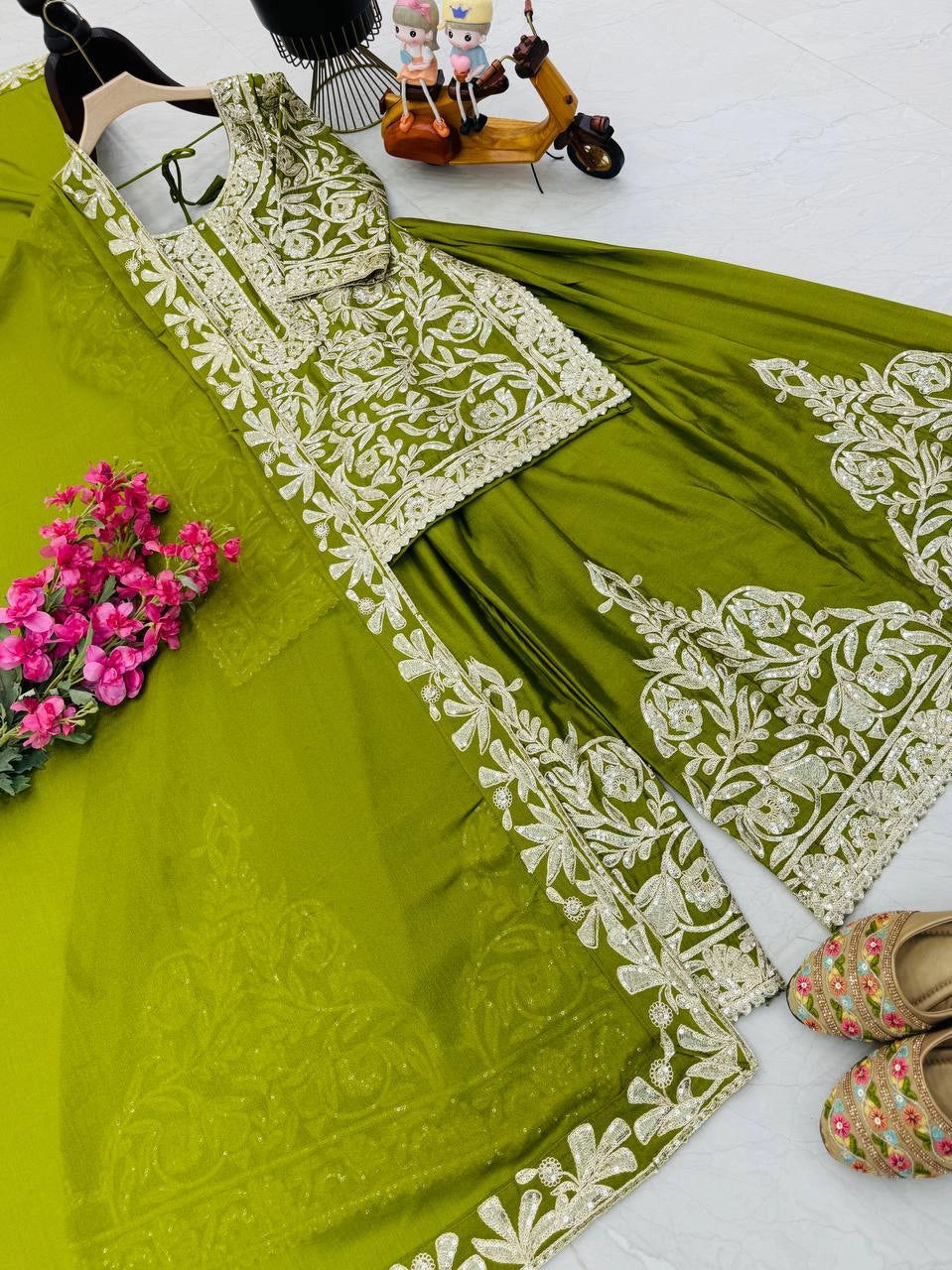 LUXURY BRIDAL & PARTY WEAR EMBROIDERED LEHENGA SET – DESIGNER HEAVY WORK FOR WEDDING & FESTIVE SEASON"