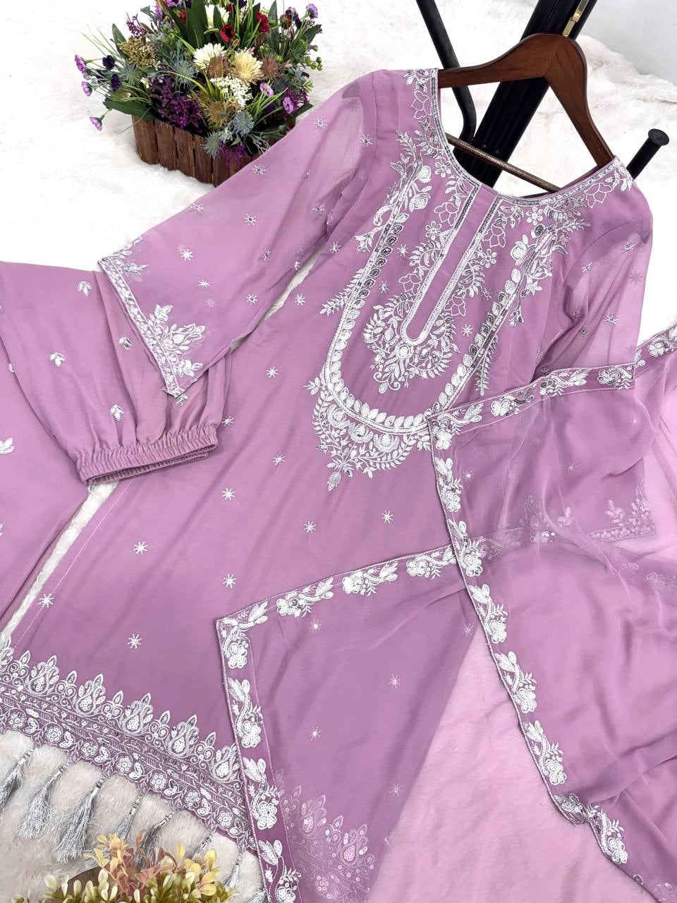 PAKISTANI EMBROIDERED GEORGETTE SUIT – LAVENDER COLOR | ETHNIC WEAR FOR WOMEN | WEDDING & PARTY DRESS