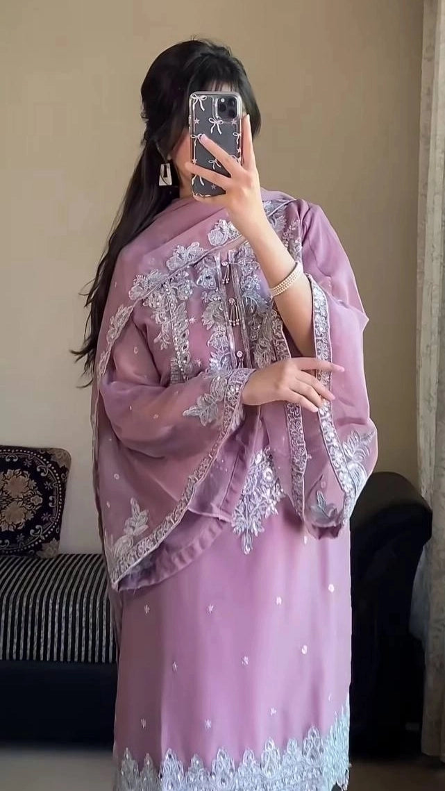 PAKISTANI EMBROIDERED GEORGETTE SUIT – LAVENDER COLOR | ETHNIC WEAR FOR WOMEN | WEDDING & PARTY DRESS