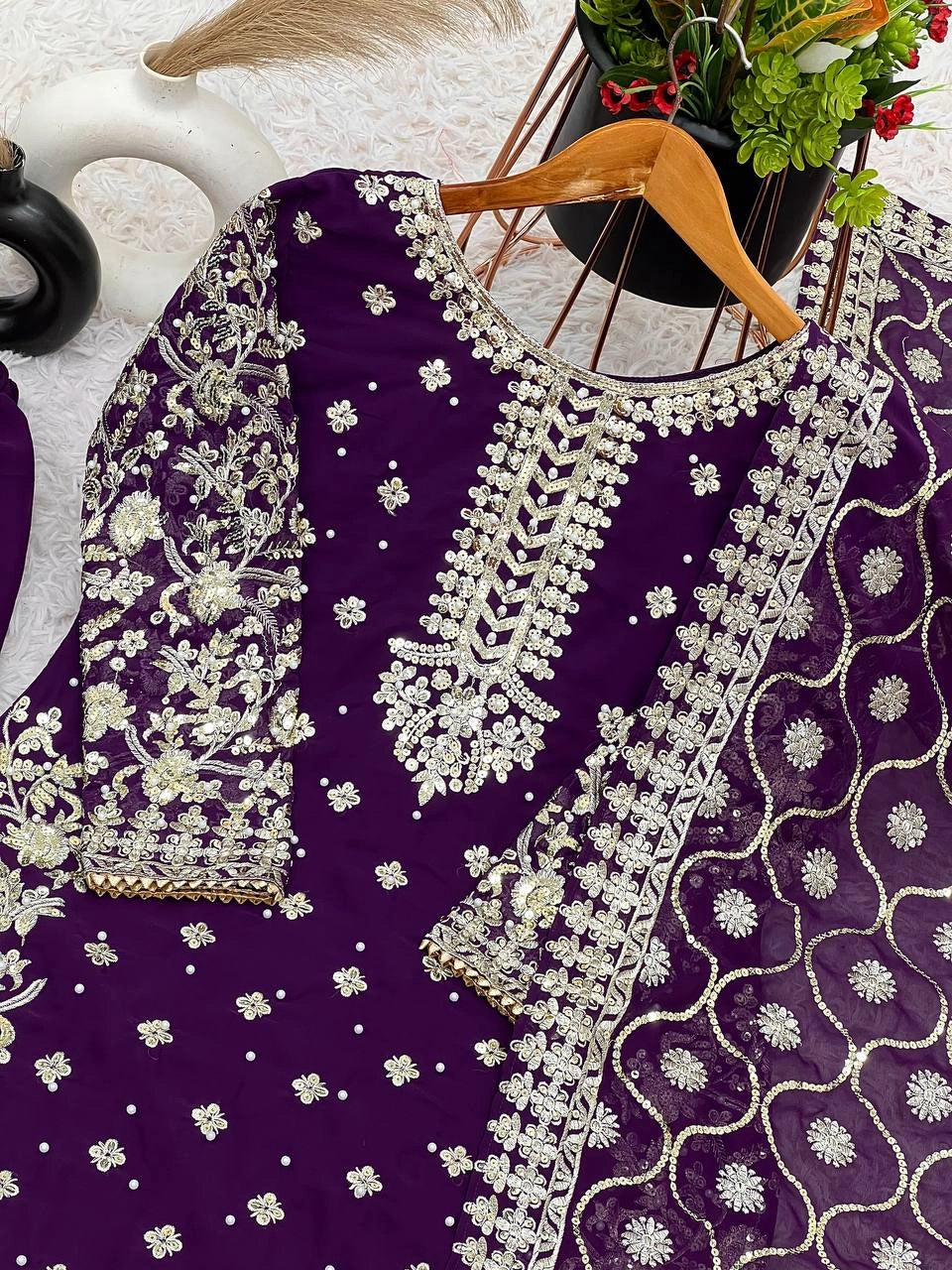 DESIGNER EMBROIDERED GEORGETTE PAKISTANI DRESS β WEDDING β PARTY WEAR OUTFIT