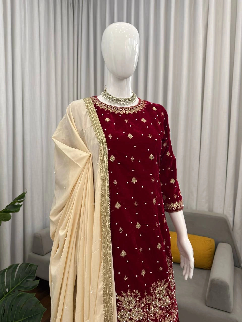 LUXURY MAROON VELVET EMBROIDERED PAKISTANI SUIT β BRIDAL AND FESTIVE WEAR | DESIGNER VELVET SALWAR KAMEEZ WITH GOLDEN Handwork AND Dupatta