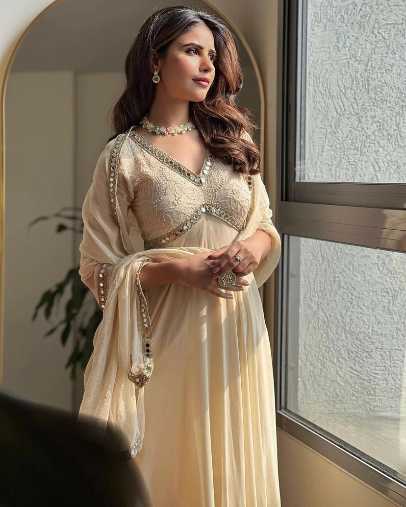 PAKISTANI GOWNS | Ethnic Wear Gowns | INDIAN ETHNIC GOWNS