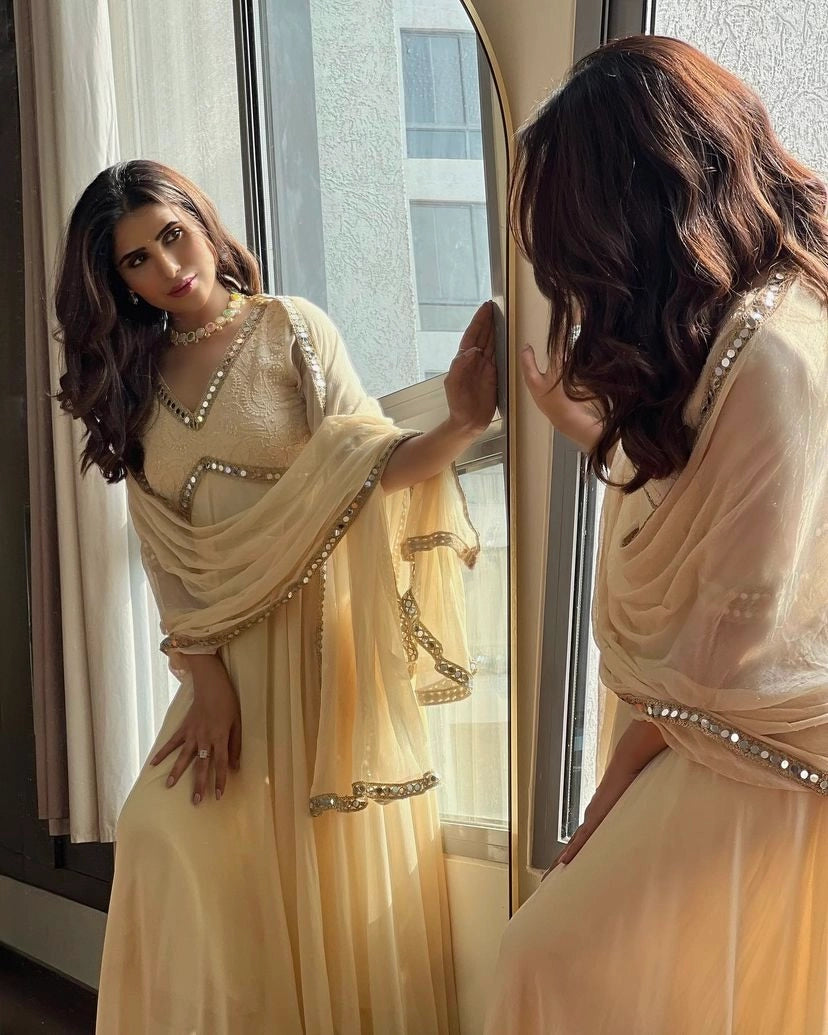 PAKISTANI GOWNS | Ethnic Wear Gowns | INDIAN ETHNIC GOWNS