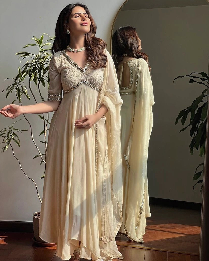 PAKISTANI GOWNS | Ethnic Wear Gowns | INDIAN ETHNIC GOWNS
