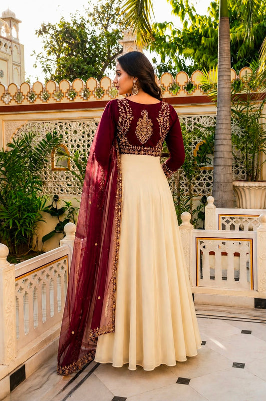 3 PIECE STYLISH GOWN WITH BEAUTIFUL KOTI AND DUPATTA WHOLESALE GEELAN FASHION SURAT