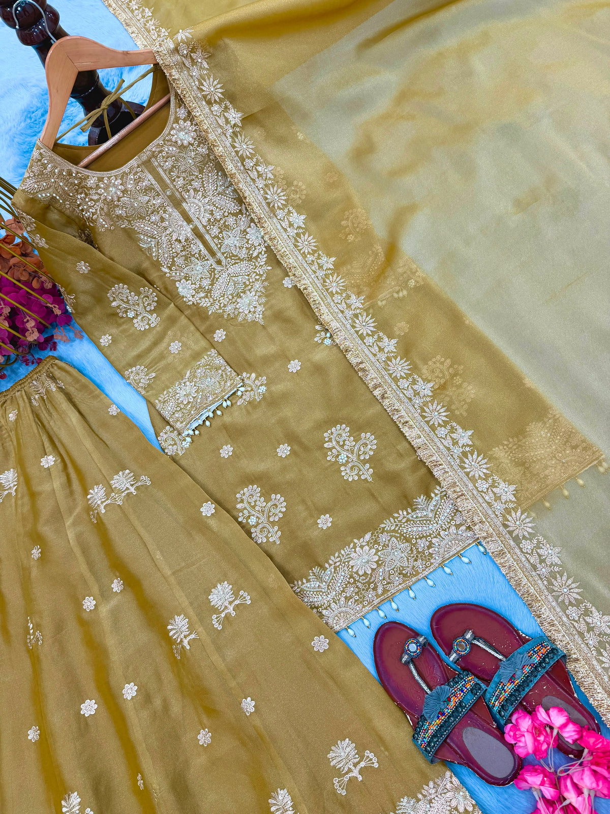 ĐĚSIGNER PARTY WEAR LOOK PUR NC MOSS SILK TOP & PALAZZO WITH DUPATTA SET WHOLESALE GEELAN FASHION SURAT