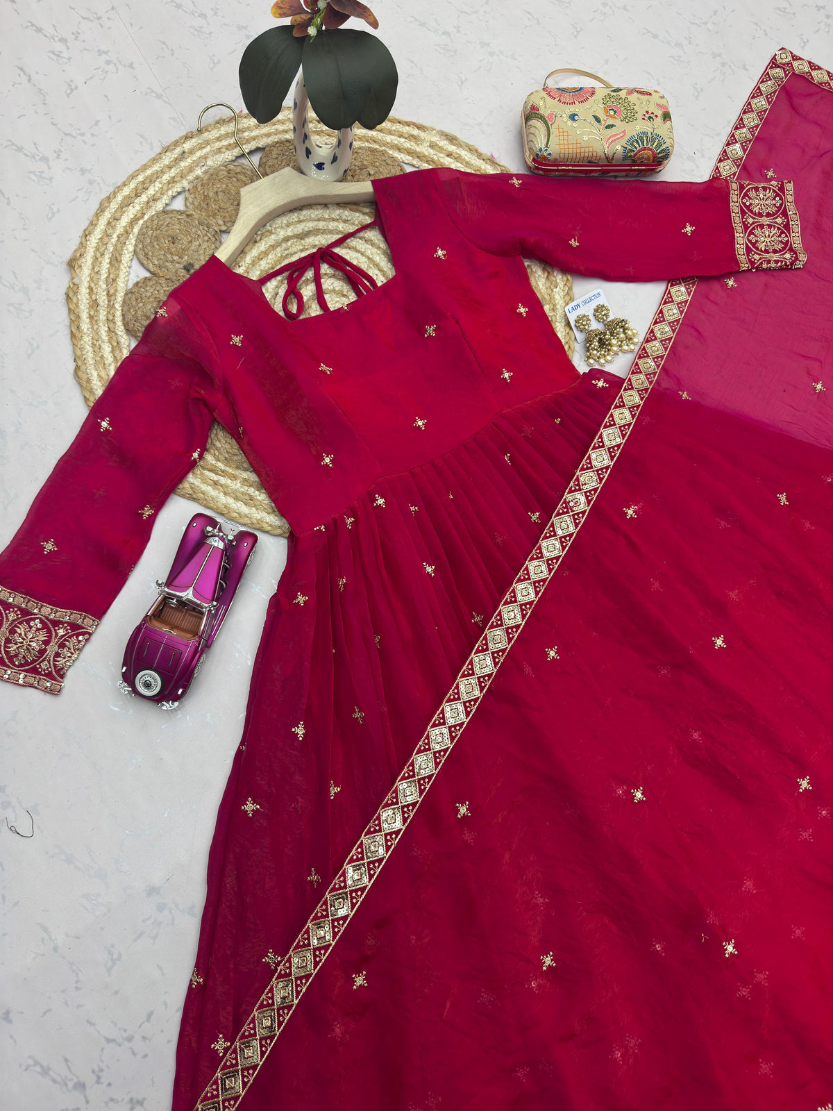 DESIGNER PARTY WEAR LOOK COLLECTION WHOLESALE GEELAN FASHION SURAT