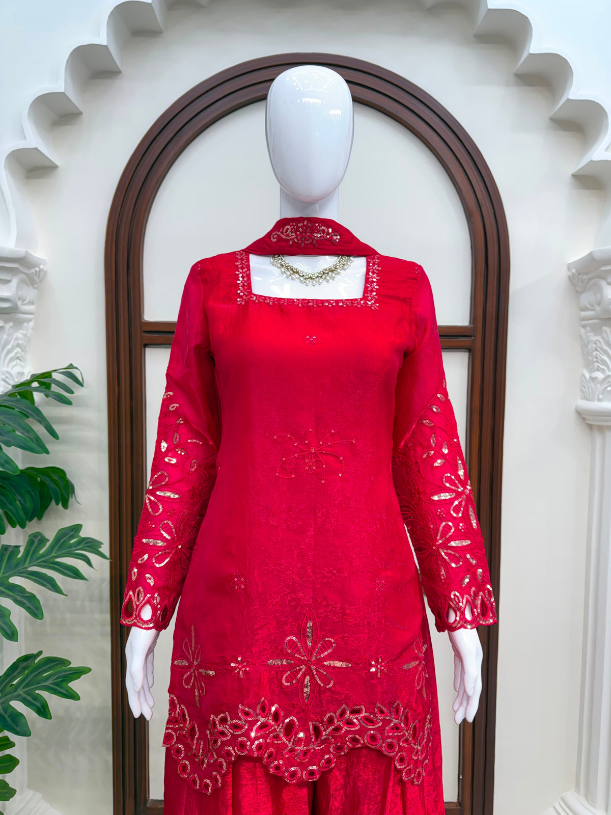 STEP INTO EFFORTLESS CHARM WITH OUR EXCLUSIVE 3-PIECE SET – CRAFTED FOR COMFORT, STITCHED WITH GRACE. WHOLESALE GEELAN FASHION SURAT