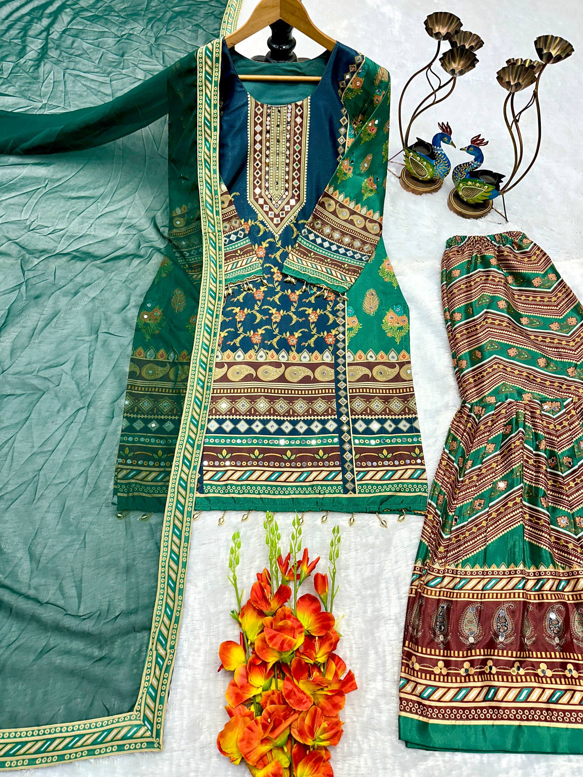 NEW ĐĚSIGNER PARTY WEAR TOP ANDPLAZZO. WITH FANCY DUPPATA WITH  EMBROIDERY WORK WHOLESALE GEELAN FASHION SURAT