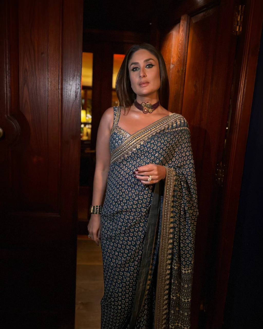 BOLLYWOOD STYLE DESIGNER SAREE COLLECTION WHOLESALE GEELAN FASHION SURAT